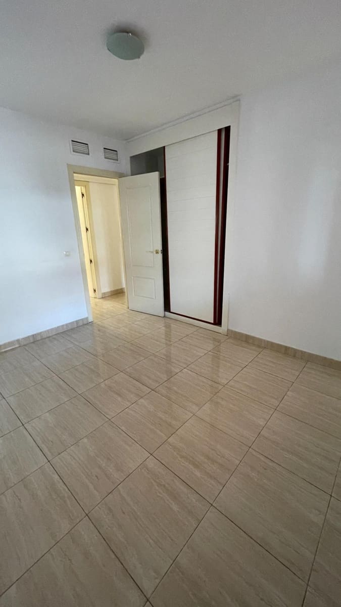 4 soveværelse Lejlighed til salg i Malaga by med garage - € 670.000 (Ref: 9502654)