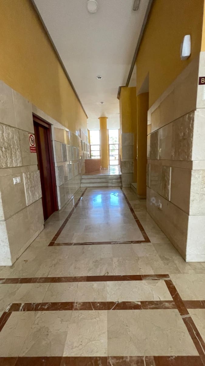 4 soveværelse Lejlighed til salg i Malaga by med garage - € 670.000 (Ref: 9502654)