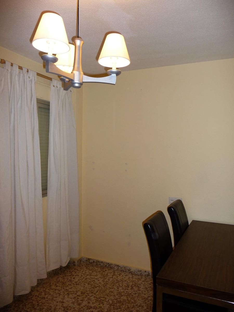 Piso de 2 habitaciones en Torremolinos en venta con piscina garaje - 275.000 € (Ref: 9502655)