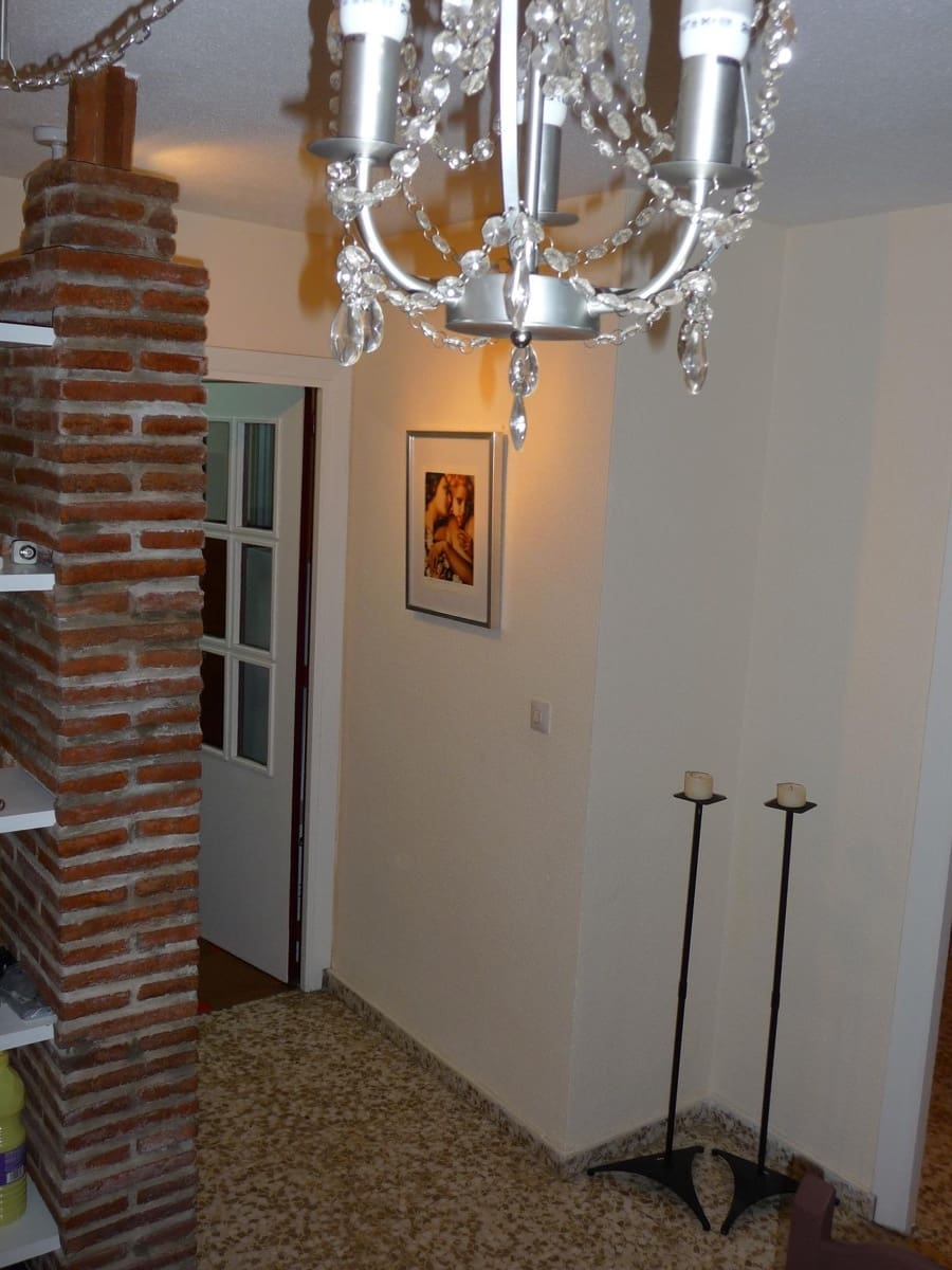 Piso de 2 habitaciones en Torremolinos en venta con piscina garaje - 275.000 € (Ref: 9502655)