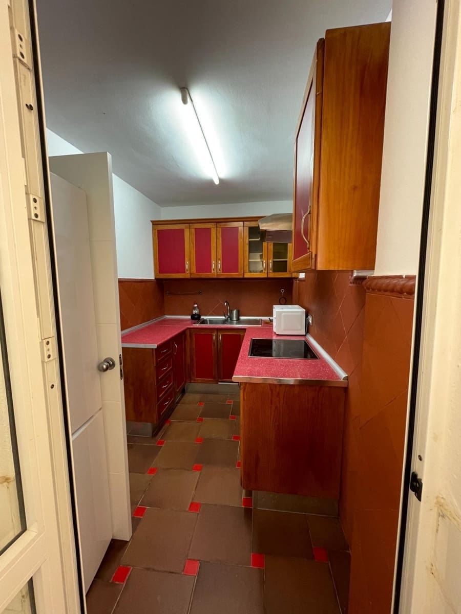 Piso de 2 habitaciones en Torremolinos en venta con piscina garaje - 275.000 € (Ref: 9502655)