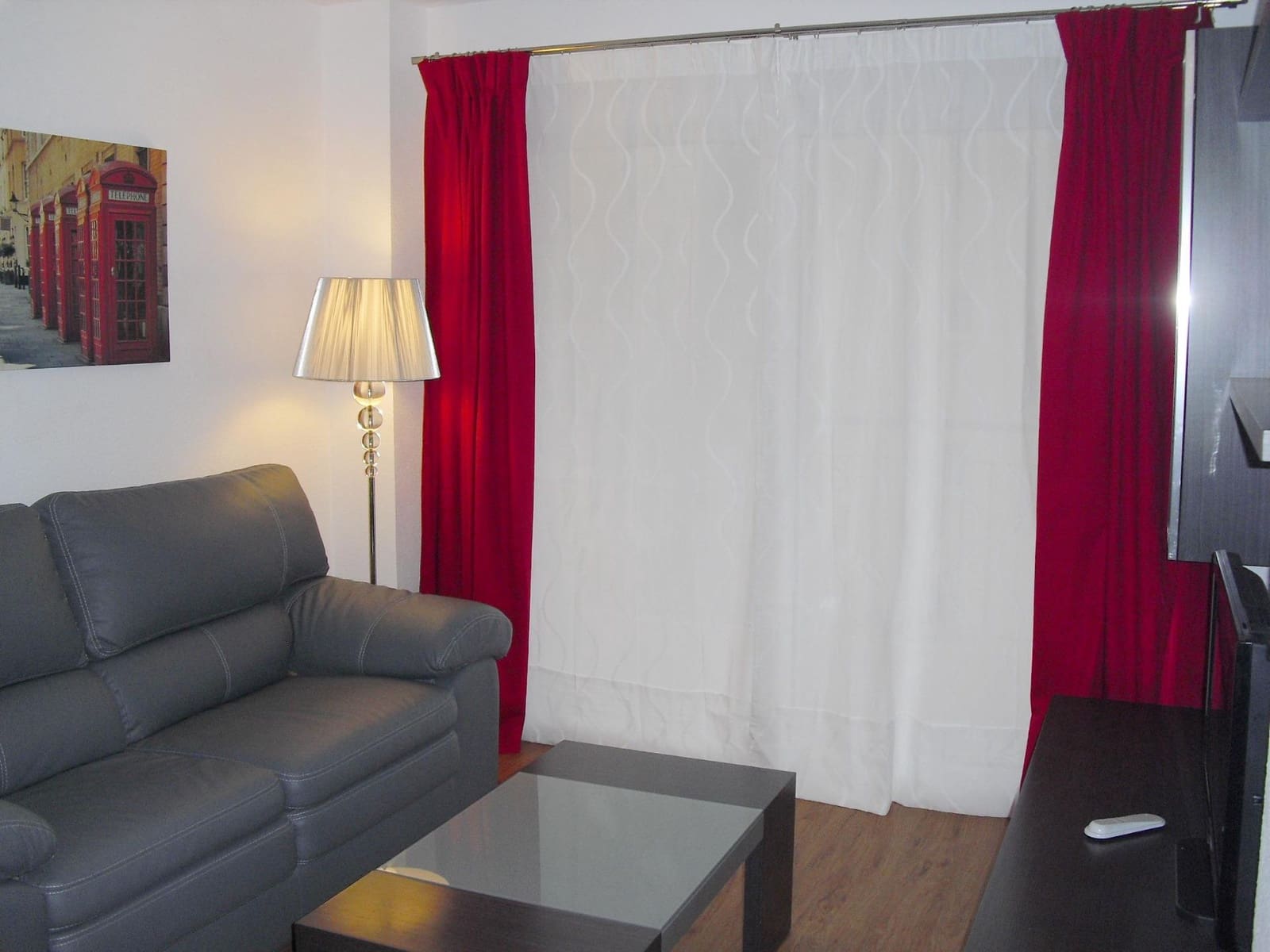 Piso de 2 habitaciones en Torremolinos en venta con piscina garaje - 275.000 € (Ref: 9502655)