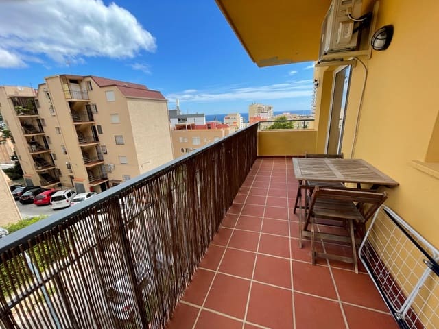 Piso de 2 habitaciones en Torremolinos en venta con piscina garaje - 275.000 € (Ref: 9502655)