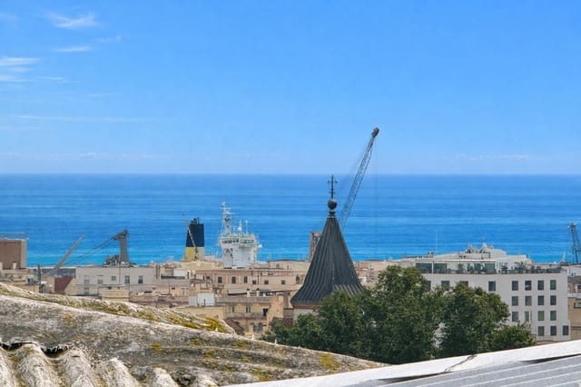 2 soveværelse Penthouse til salg i Málaga by - € 178.000 (Ref: 9524515)