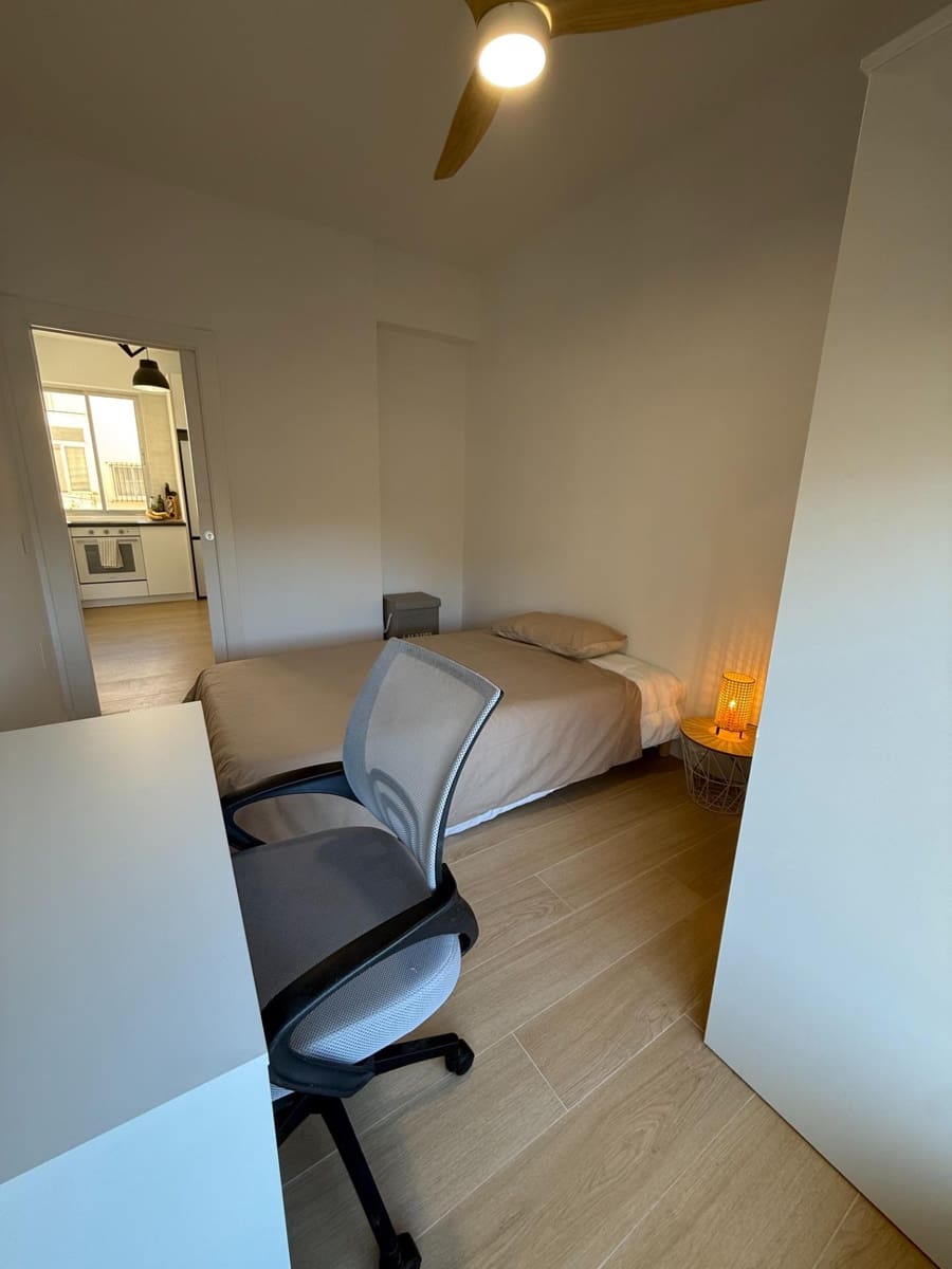 Apartamento de 1 habitación en Málaga ciudad en alquiler - 450 € (Ref: 9524519)