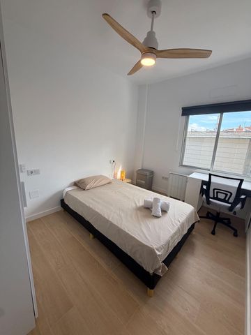 1 sovrum Lägenhet att hyra i Gamarra, Málaga stad - 475 € (Ref: 9524519)
