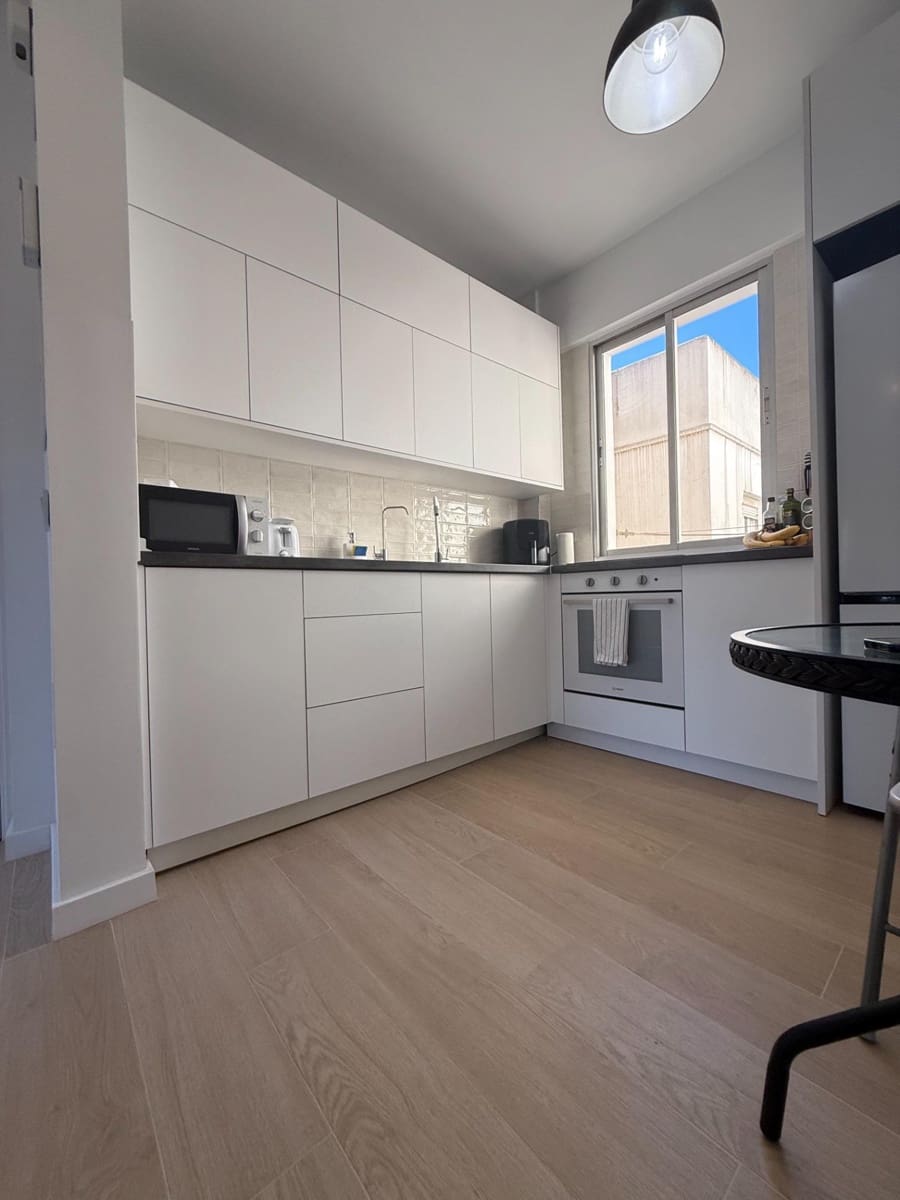 1 sovrum Lägenhet att hyra i Malaga stad - 475 € (Ref: 9524519)