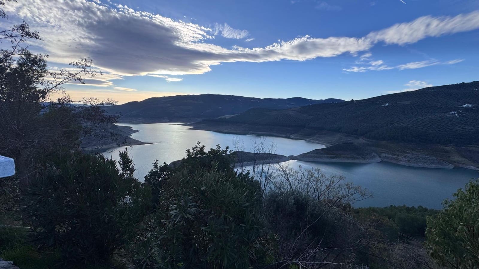 8 soverom Finca/Herregård til salgs i Iznajar med svømmebasseng - € 399 000 (Ref: 9524520)