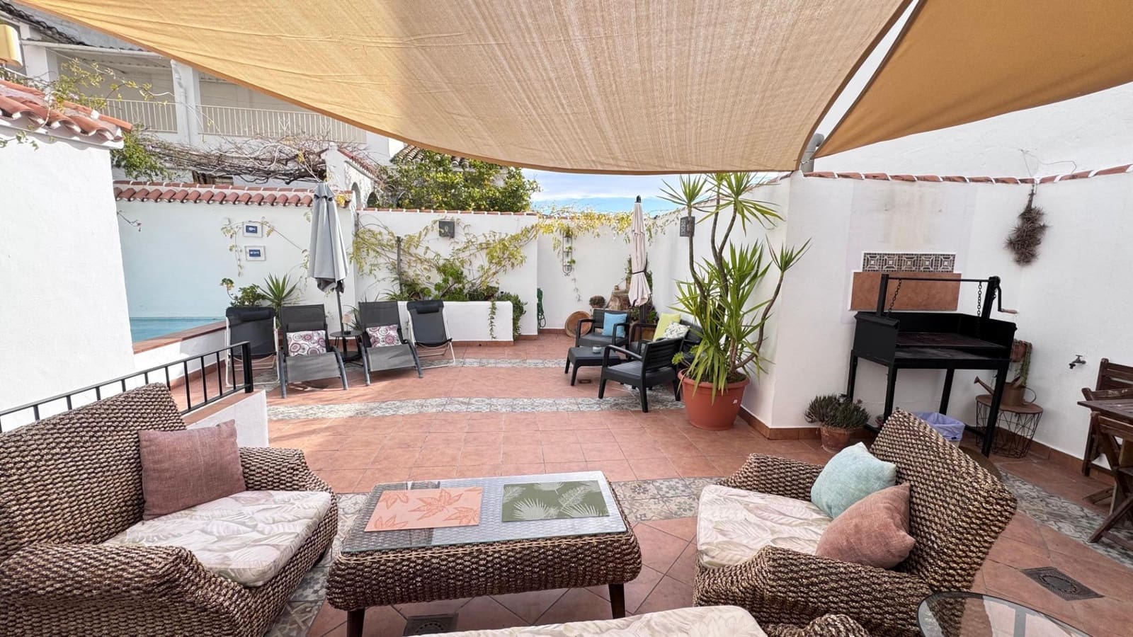 8 soverom Finca/Herregård til salgs i Iznajar med svømmebasseng - € 399 000 (Ref: 9524520)