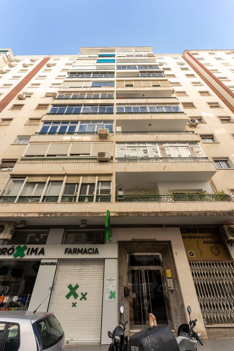 3 soveværelse Lejlighed til salg i Malaga by - € 380.000 (Ref: 9530955)