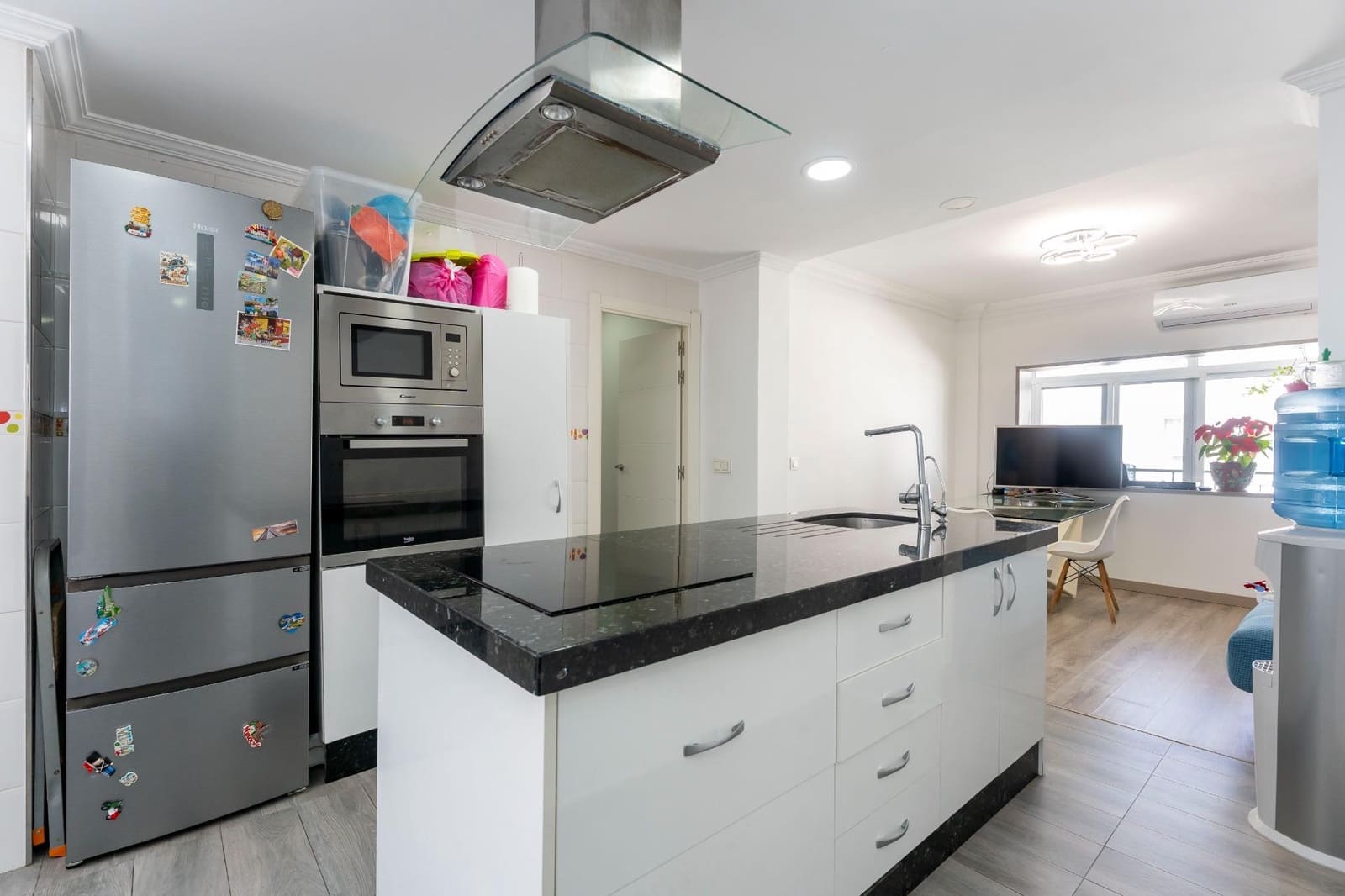 3 soveværelse Lejlighed til salg i Malaga by - € 380.000 (Ref: 9530955)