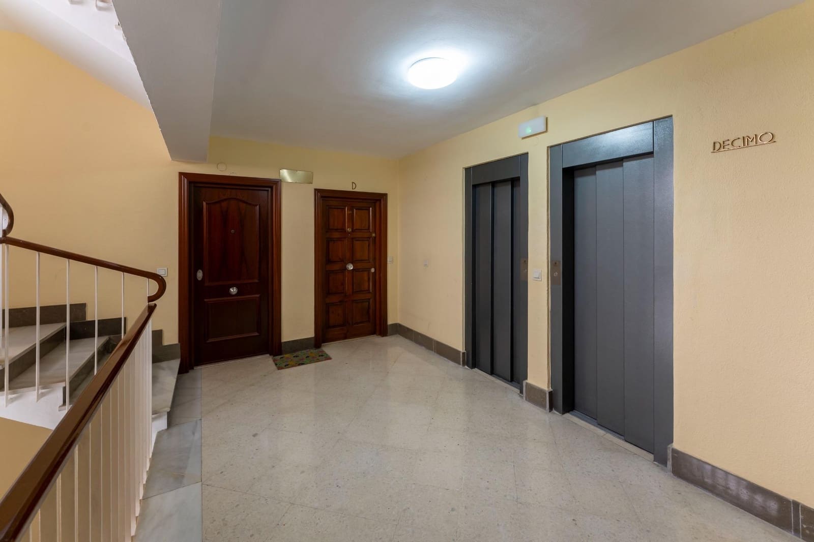 3 soveværelse Lejlighed til salg i Malaga by - € 380.000 (Ref: 9530955)