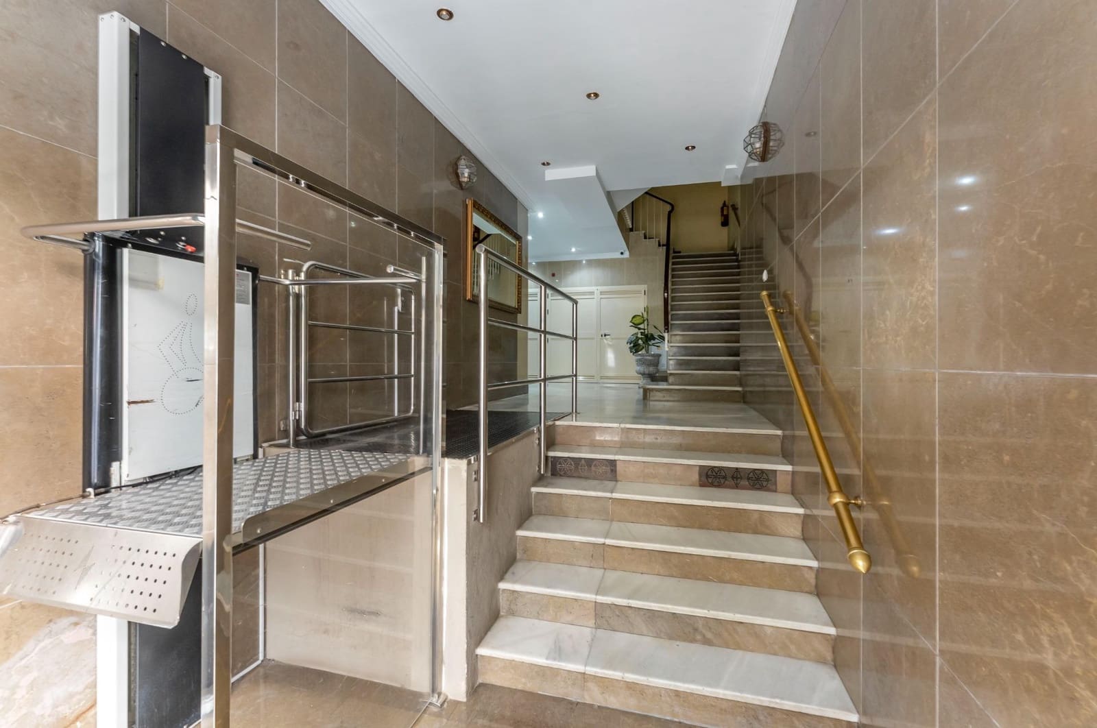 3 soveværelse Lejlighed til salg i Malaga by - € 380.000 (Ref: 9530955)