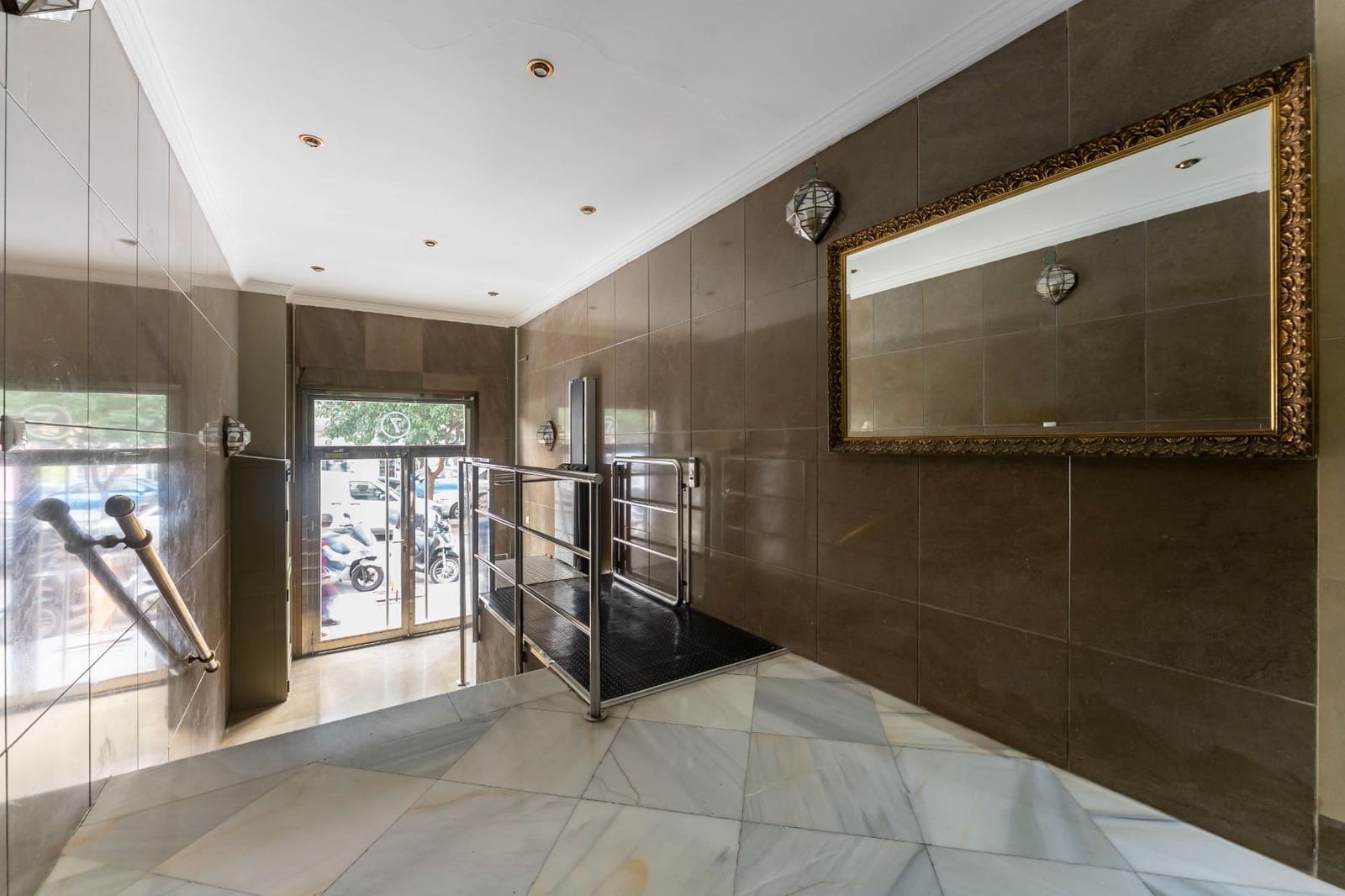 3 soveværelse Lejlighed til salg i Malaga by - € 380.000 (Ref: 9530955)