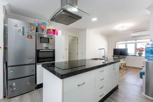 3 soveværelse Lejlighed til salg i Gamarra, Málaga by - € 367.000 (Ref: 9530955)