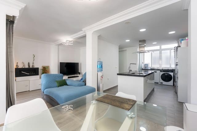 Piso de 3 habitaciones en Gamarra, Málaga ciudad en venta - 367.000 € (Ref: 9530955)