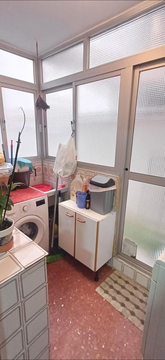 4 sypialnia Mieszkanie na sprzedaż w Miasto Malaga - 380 000 € (Ref: 9535225)