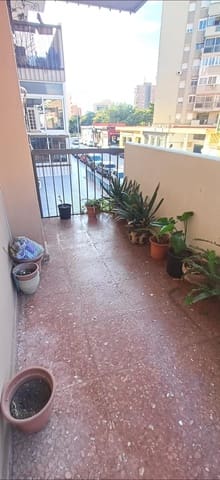 4 soveværelse Lejlighed til salg i Cruz de Humilladero, Málaga by - € 380.000 (Ref: 9535225)