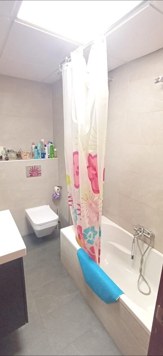 Piso de 4 habitaciones en Málaga ciudad en venta - 380.000 € (Ref: 9535225)