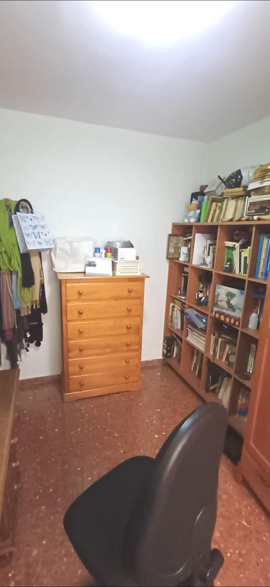 4 soveværelse Lejlighed til salg i Malaga by - € 380.000 (Ref: 9535225)