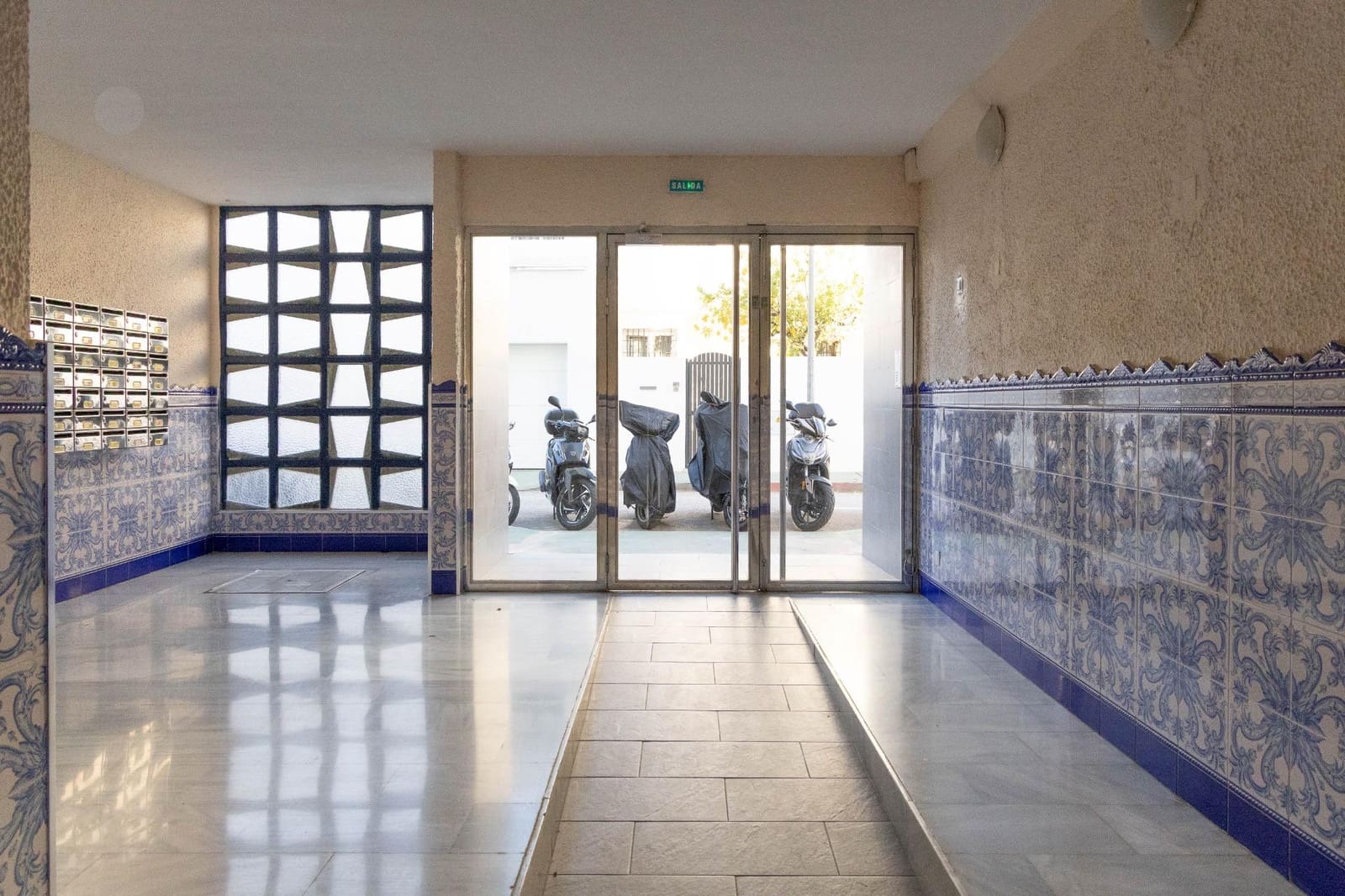 1 Zimmer Apartment zu verkaufen in Torremolinos mit Pool - 285.000 € (Ref: 9535226)