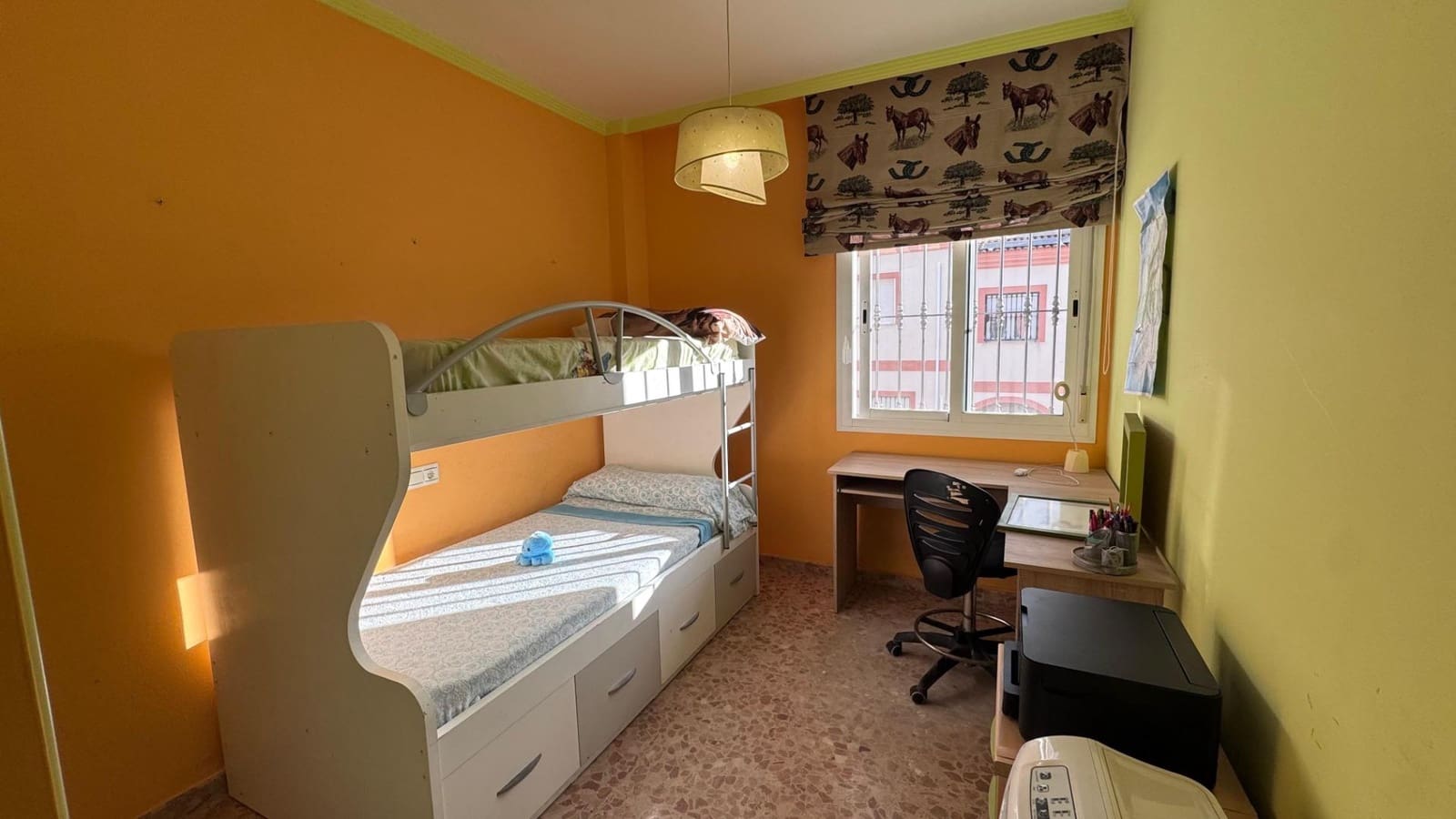 4 quarto Moradia Geminada para venda em Colmenar com piscina garagem - 269 000 € (Ref: 9535227)