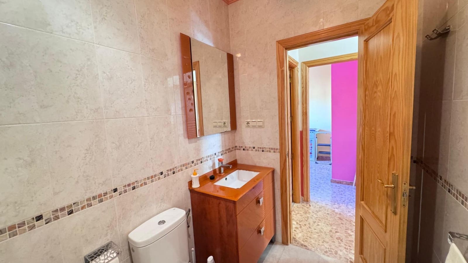 4 quarto Moradia Geminada para venda em Colmenar com piscina garagem - 269 000 € (Ref: 9535227)