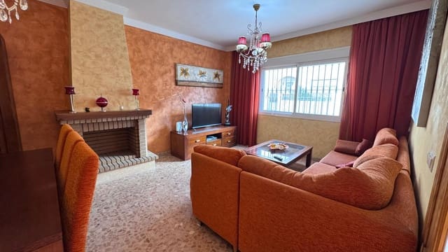 4 quarto Moradia Geminada para venda em Colmenar com piscina garagem - 269 000 € (Ref: 9535227)