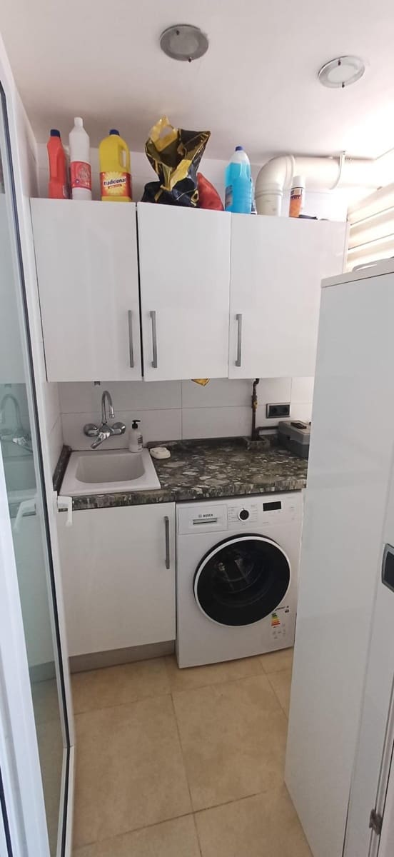 Appartement de 3 chambres à louer à Malaga ville - 1 550 € (Ref: 9536104)