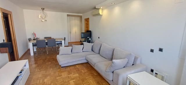 Appartement de 3 chambres à louer à Marmoles, Malaga ville - 1 550 € (Ref: 9536104)