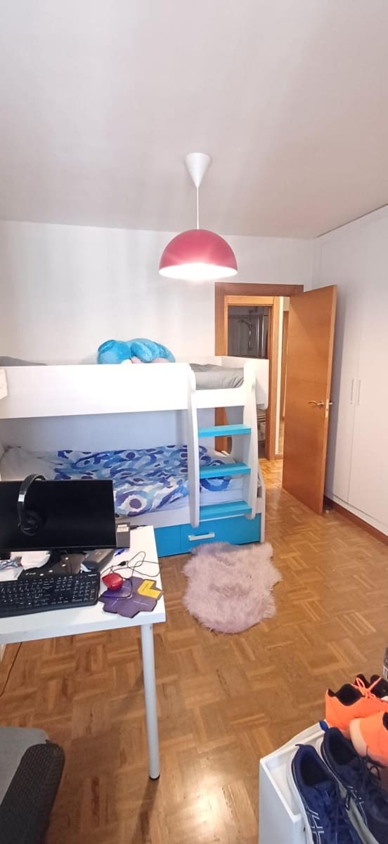 3 bedroom Flat for rent in Malaga city - € 1,400 (Ref: 9536104)
