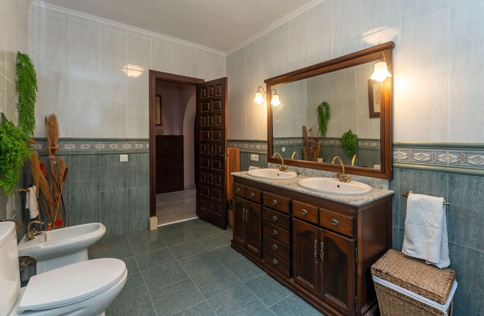 3 bedroom Finca/Country House for sale in Alcaucin with pool - € 550,000 (Ref: 9541657)