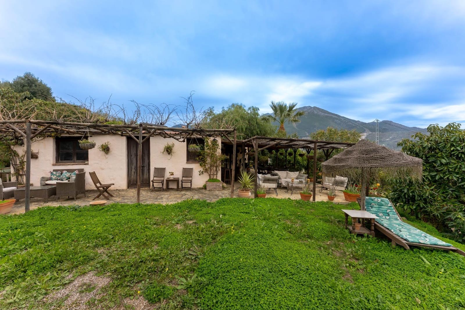 3 bedroom Finca/Country House for sale in Alcaucin with pool - € 550,000 (Ref: 9541657)