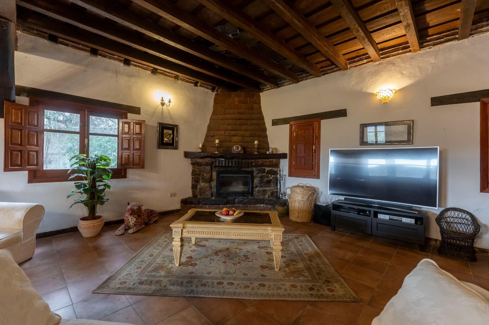 3 bedroom Finca/Country House for sale in Alcaucin with pool - € 530,000 (Ref: 9541657)
