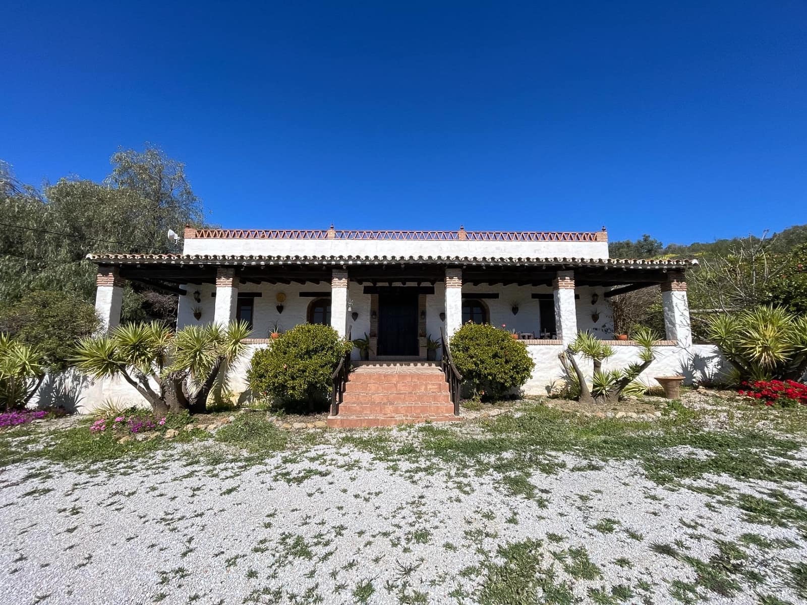 3 bedroom Finca/Country House for sale in Alcaucin with pool - € 530,000 (Ref: 9541657)