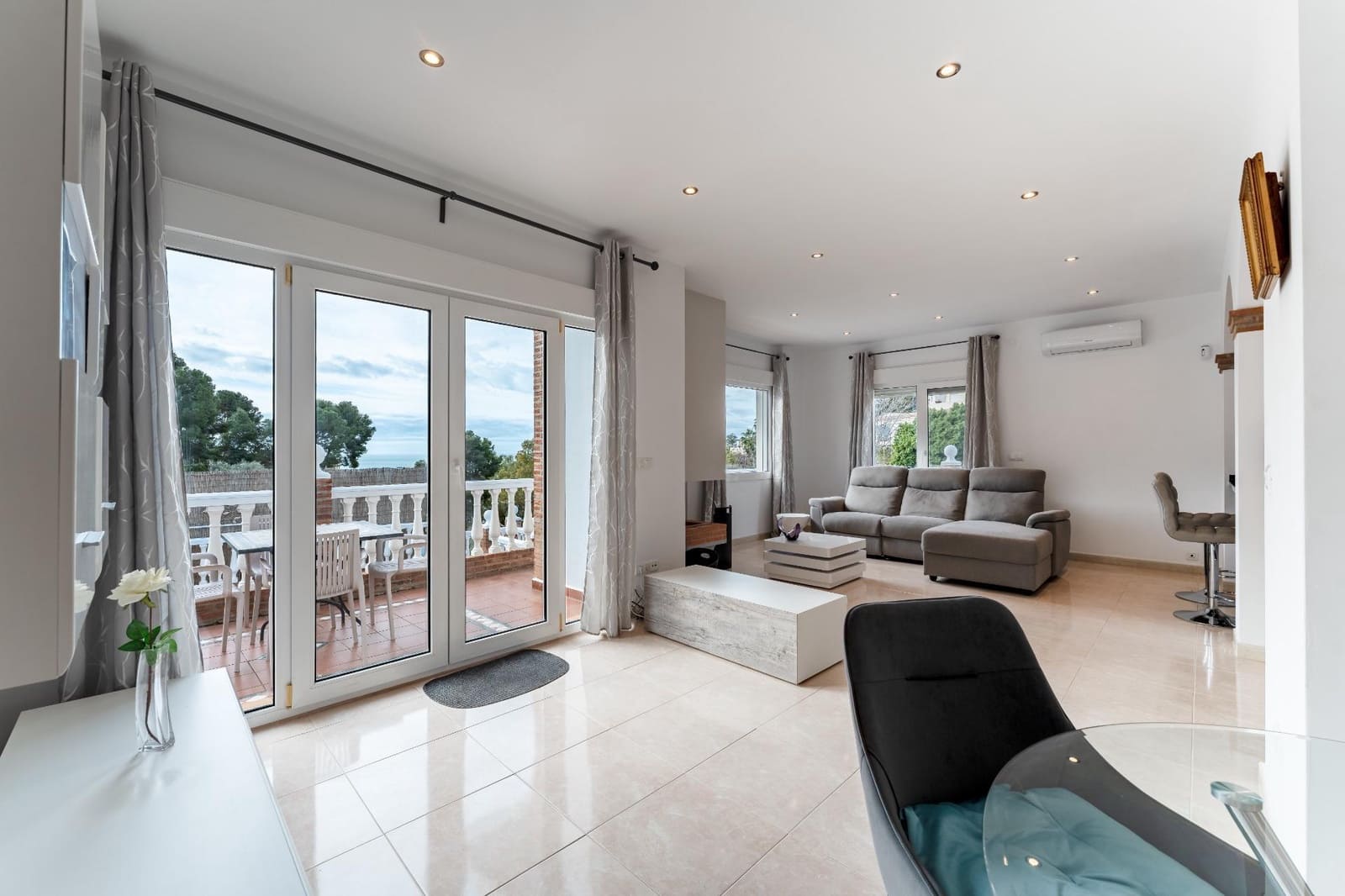 5 sypialnia Willa na sprzedaż w Velez-Malaga z basenem - 875 000 € (Ref: 9562078)