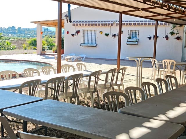 3 quarto Quinta/Casa Rural para venda em Cártama com piscina garagem - 480 000 € (Ref: 9562079)