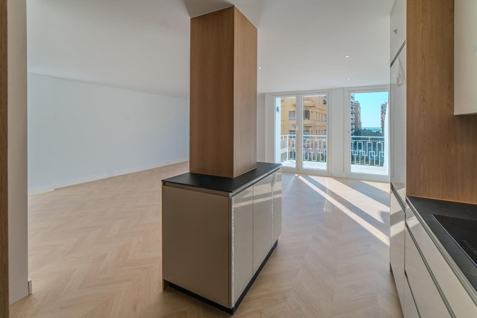 Piso de 2 habitaciones en Málaga ciudad en venta - 930.000 € (Ref: 9569020)