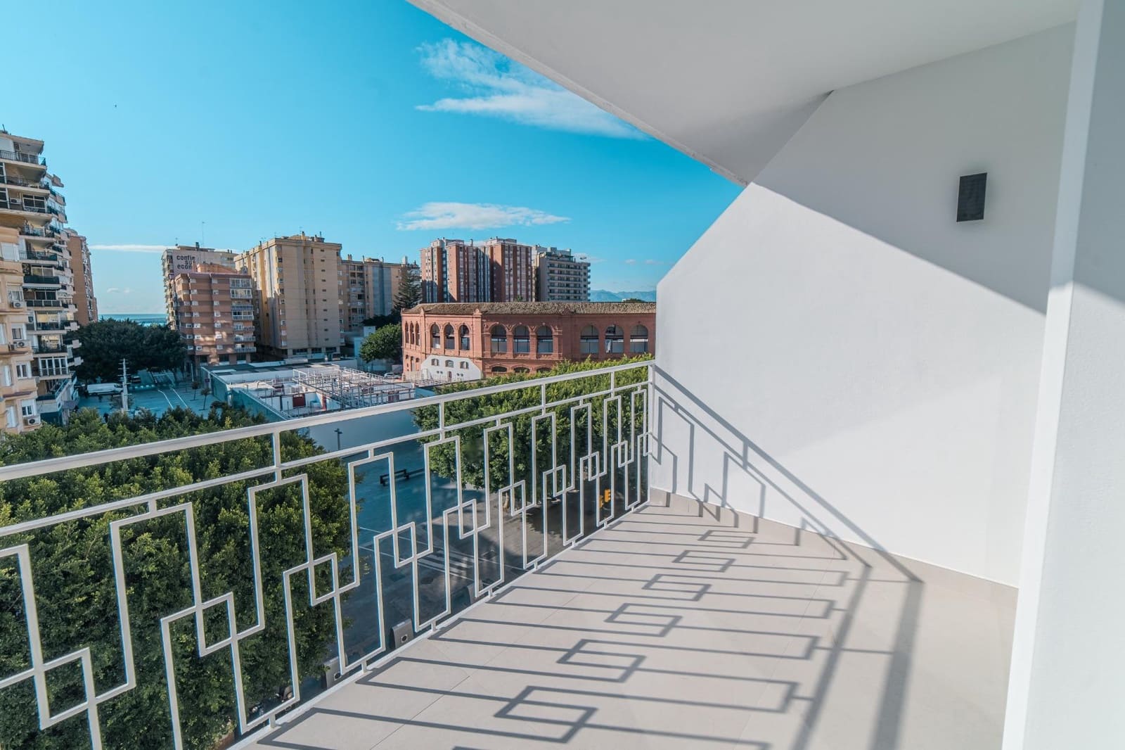 Piso de 2 habitaciones en Málaga ciudad en venta - 930.000 € (Ref: 9569020)