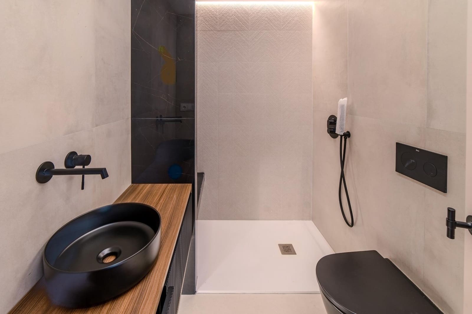 Piso de 2 habitaciones en Málaga ciudad en venta - 930.000 € (Ref: 9569020)