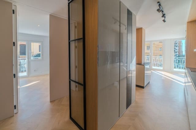 2 soveværelse Lejlighed til salg i La Malagueta, Málaga by - € 930.000 (Ref: 9569020)