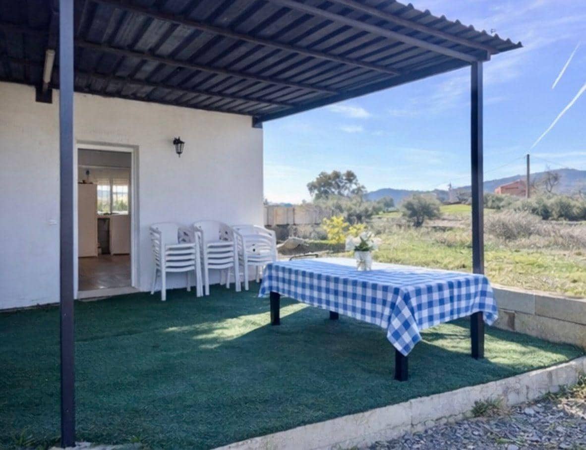 2 soveværelse Finca/Landehus til salg i Riogordo - € 150.000 (Ref: 9571398)