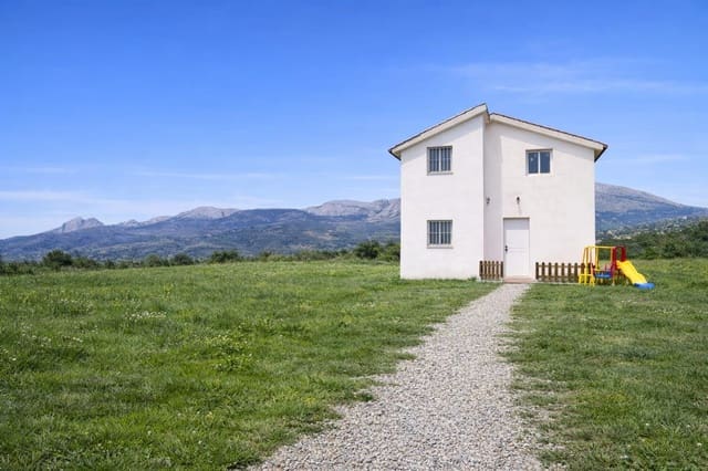 2 bedroom Finca/Country House for sale in Riogordo - € 150,000 (Ref: 9571398)