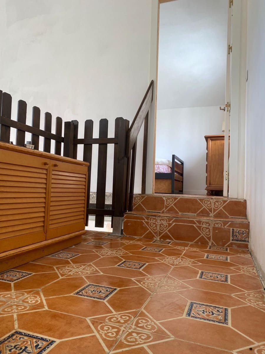 2 bedroom Finca/Country House for sale in Riogordo - € 150,000 (Ref: 9571398)