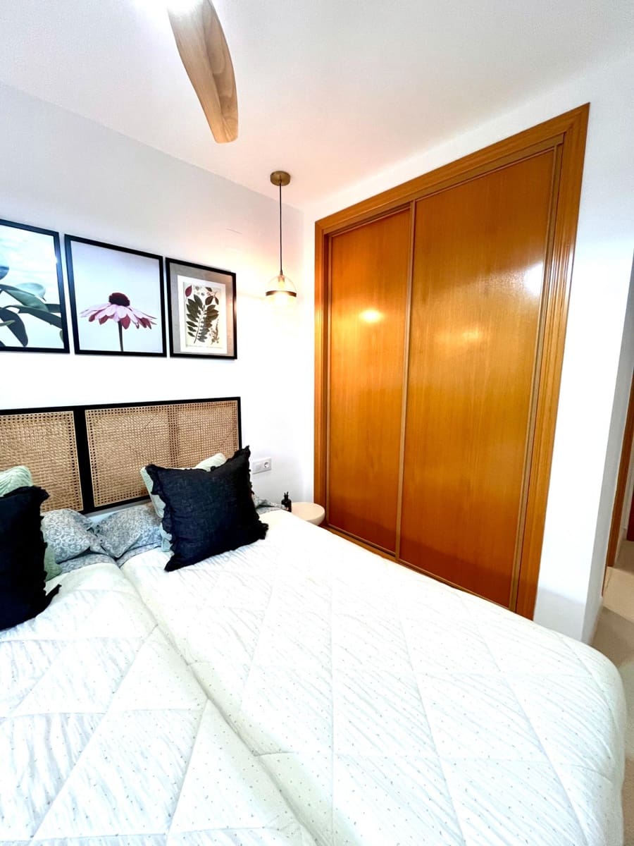 Piso de 3 habitaciones en Torremolinos en venta con piscina - 420.000 € (Ref: 9584549)