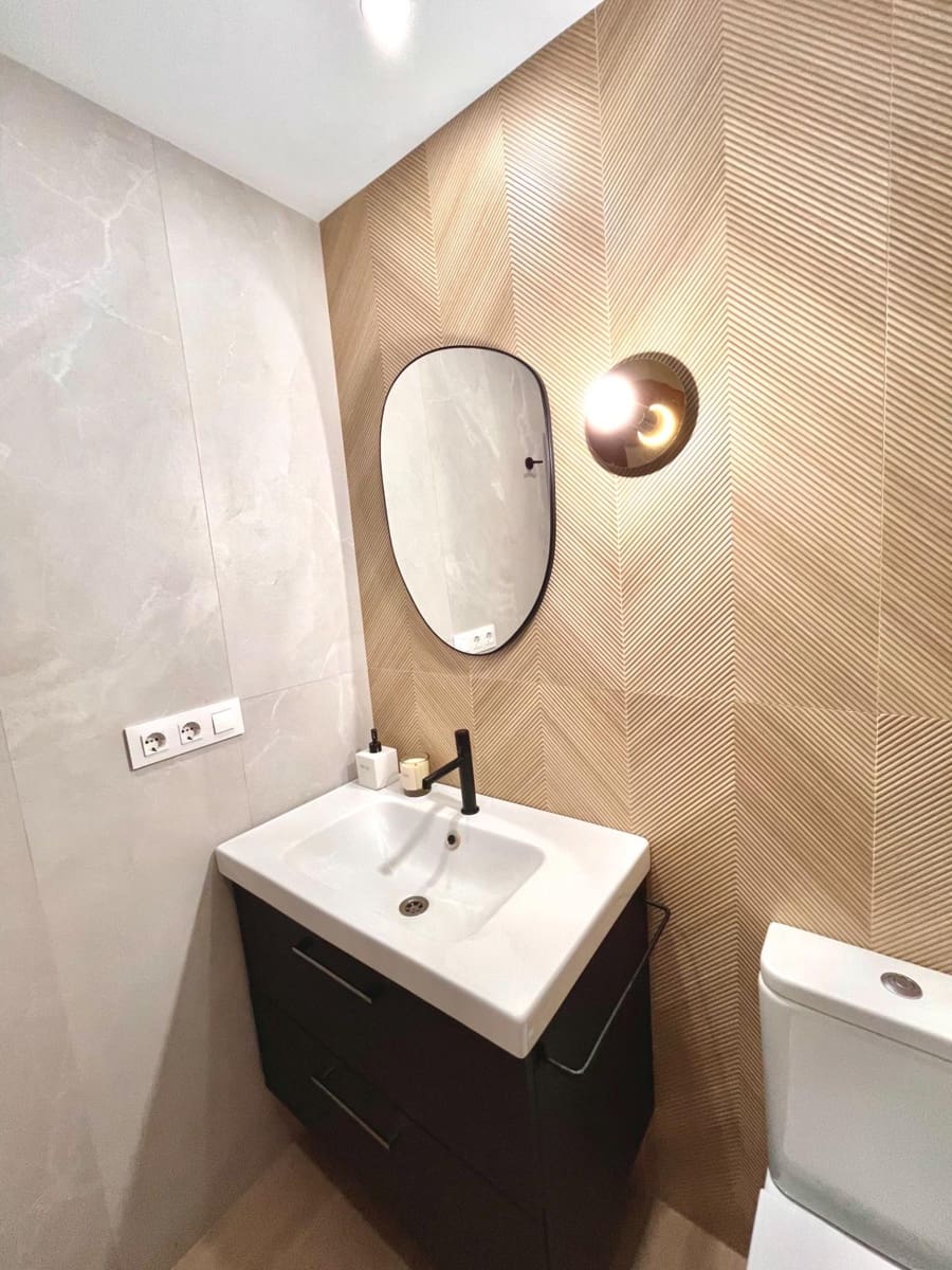 Piso de 3 habitaciones en Torremolinos en venta con piscina - 420.000 € (Ref: 9584549)