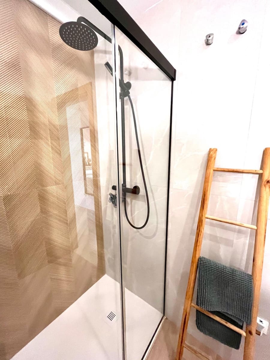 Piso de 3 habitaciones en Torremolinos en venta con piscina - 420.000 € (Ref: 9584549)