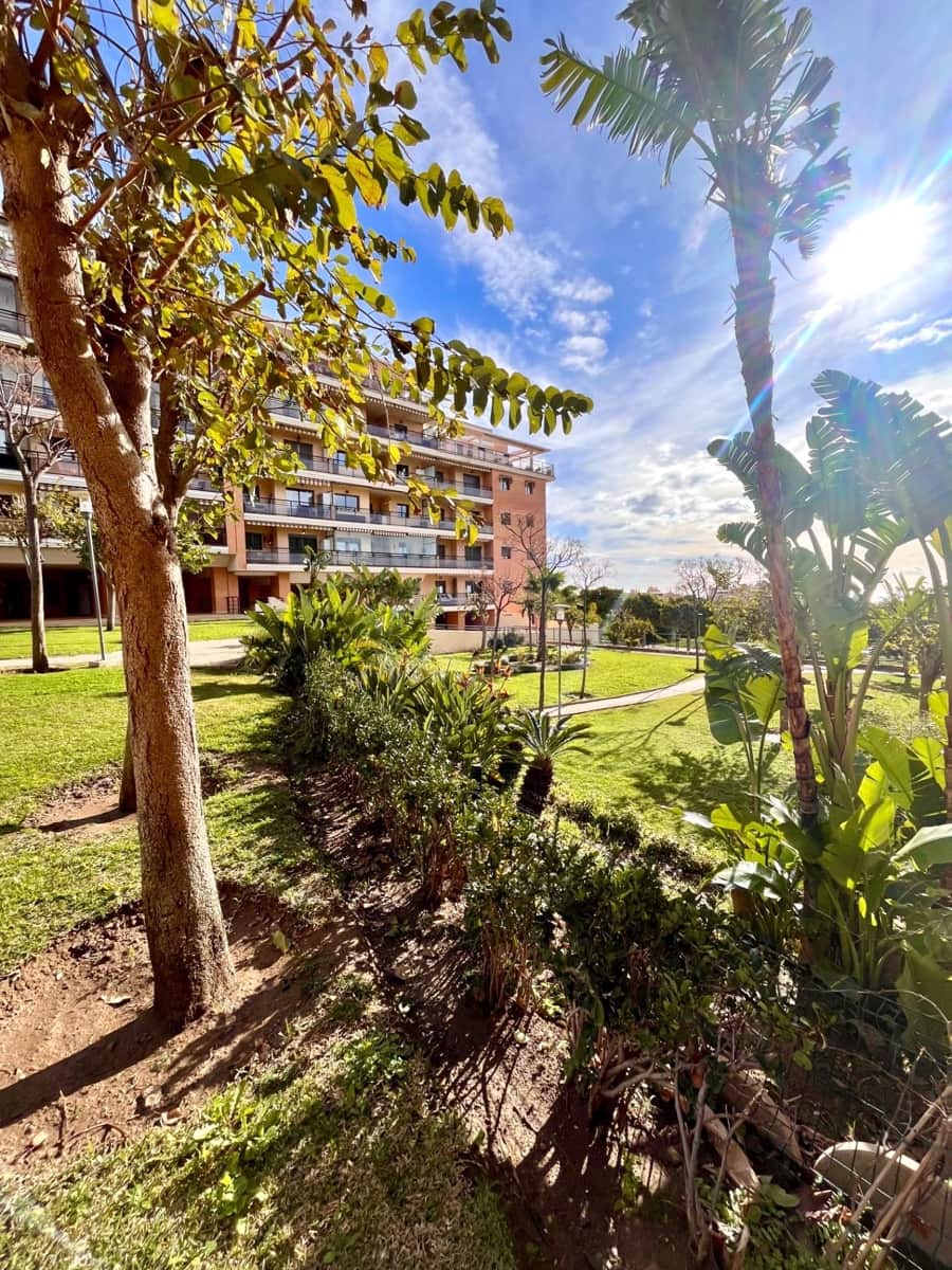 Piso de 3 habitaciones en Torremolinos en venta con piscina - 420.000 € (Ref: 9584549)