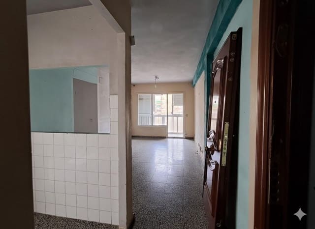 3 soveværelse Lejlighed til salg i Carretera de Cadiz, Málaga by - € 174.000 (Ref: 9586741)