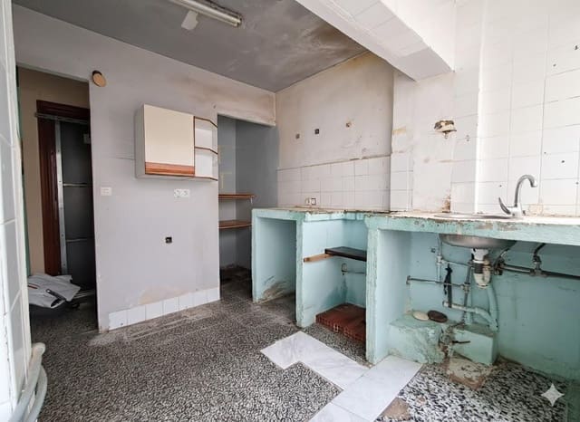 3 soveværelse Lejlighed til salg i Carretera de Cadiz, Málaga by - € 174.000 (Ref: 9586741)